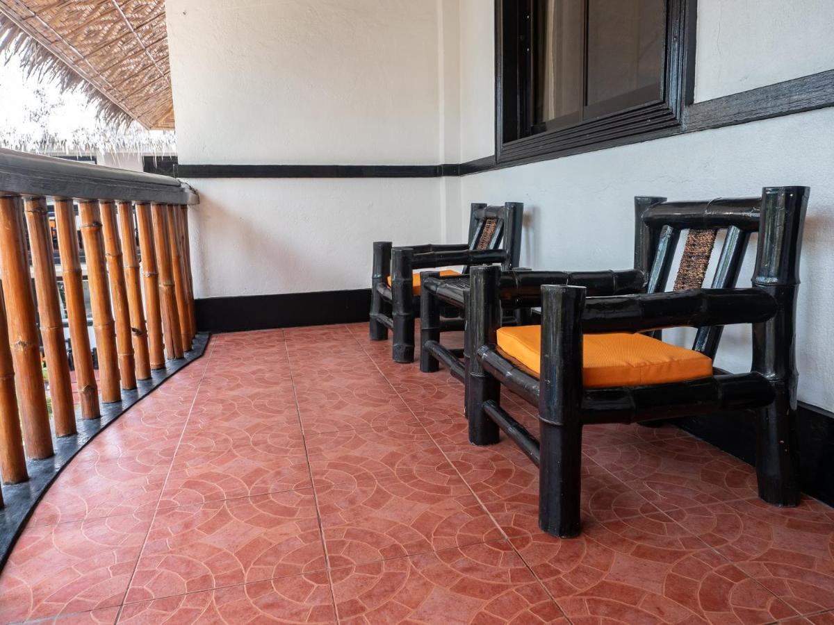 Hippocampus Beach Resort Malapascua Extérieur photo